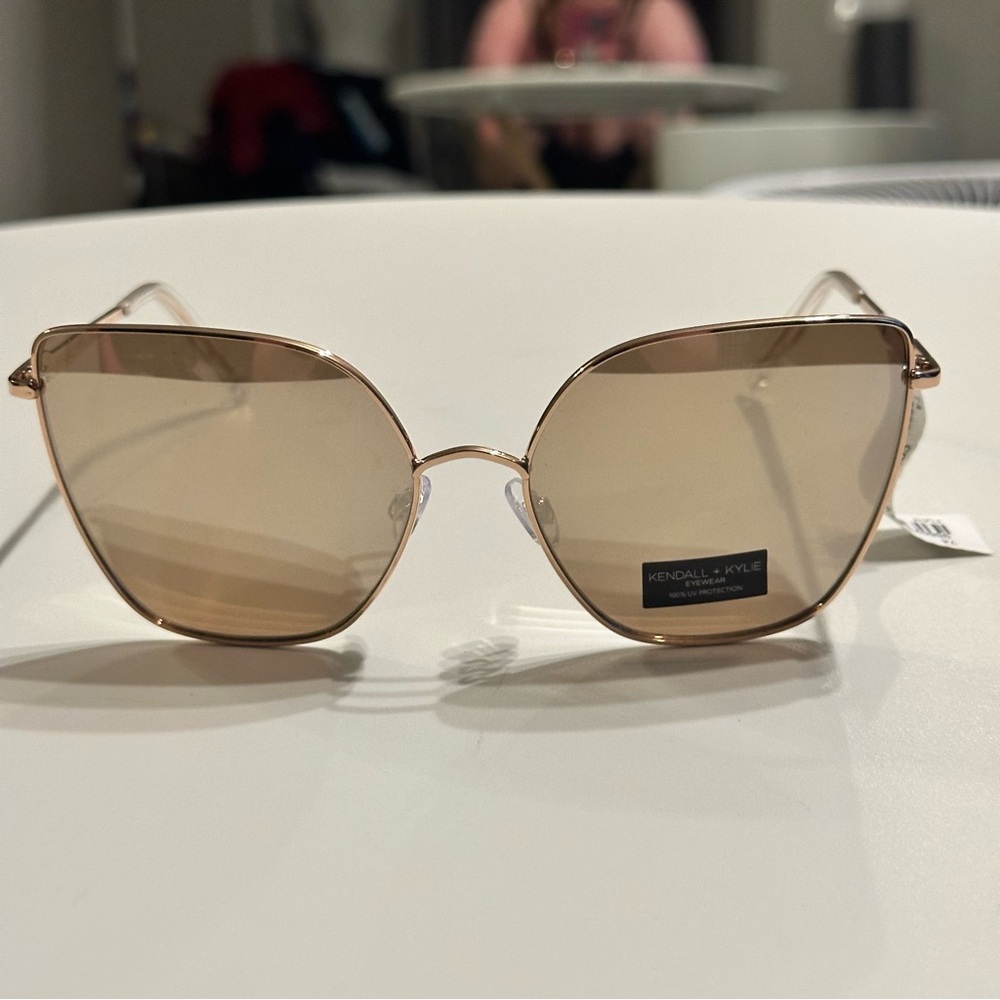 Kendall & Kylie Gold toned mirrored cat eye sunglasses